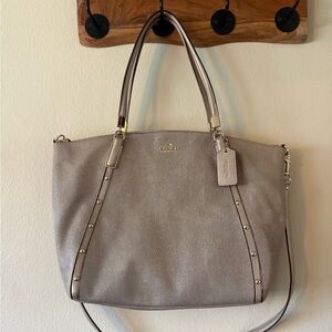 Coach Kelsey Satchel in Caviar Pebbled Leather Classic Black & Champagne Gold